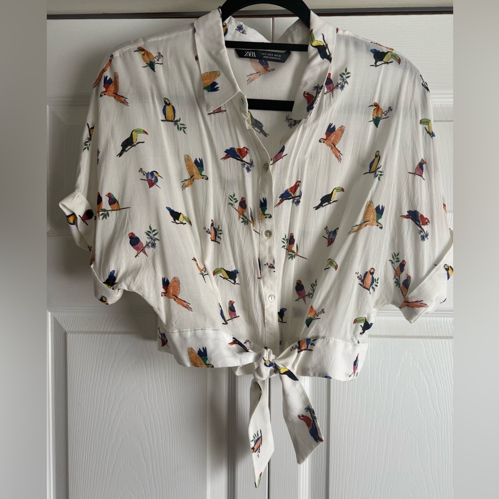 Zara Women's White Bird Print Button-Down Shirt